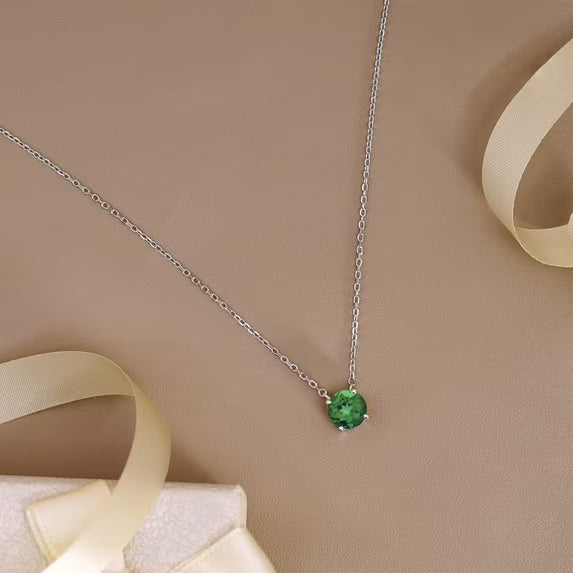 JeenMata 2 Carat May Birthstone Necklace for Women, Emerald Solitaire Pendant in 18K White Gold Plated, Birthday Anniversary Wedding Gift for Girlfriend Wife, Her, Woman, Teen