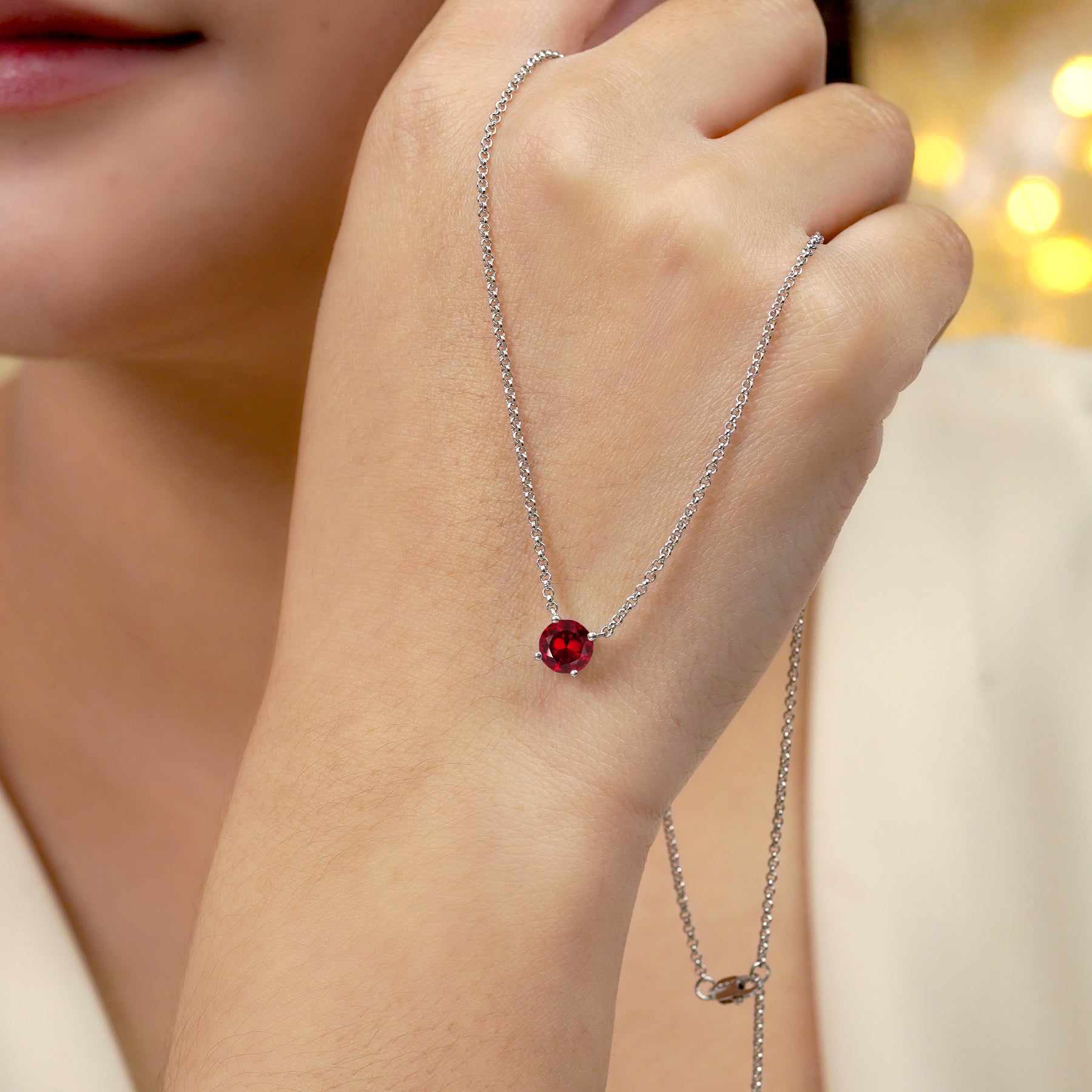 JeenMata 1 Carat Garnet - January Birthstone Solitaire Pendant Necklace in 18K Yellow Gold Plated, Female, Adult