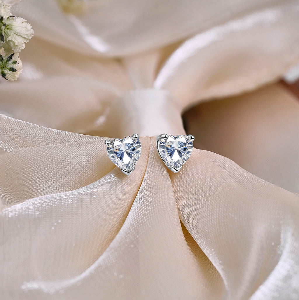 JeenMata Gorgeous 1.5 Carat Heart Cut - Cubic Zirconia - April Birthstone Solitaire Stud Earrings in 18K White Gold Plating for Women