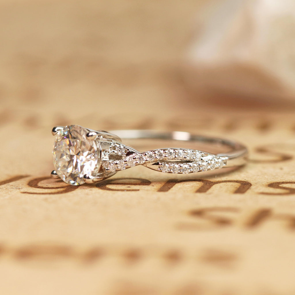 Infinity 1 Carat Round Cut Moissanite Engagement Ring