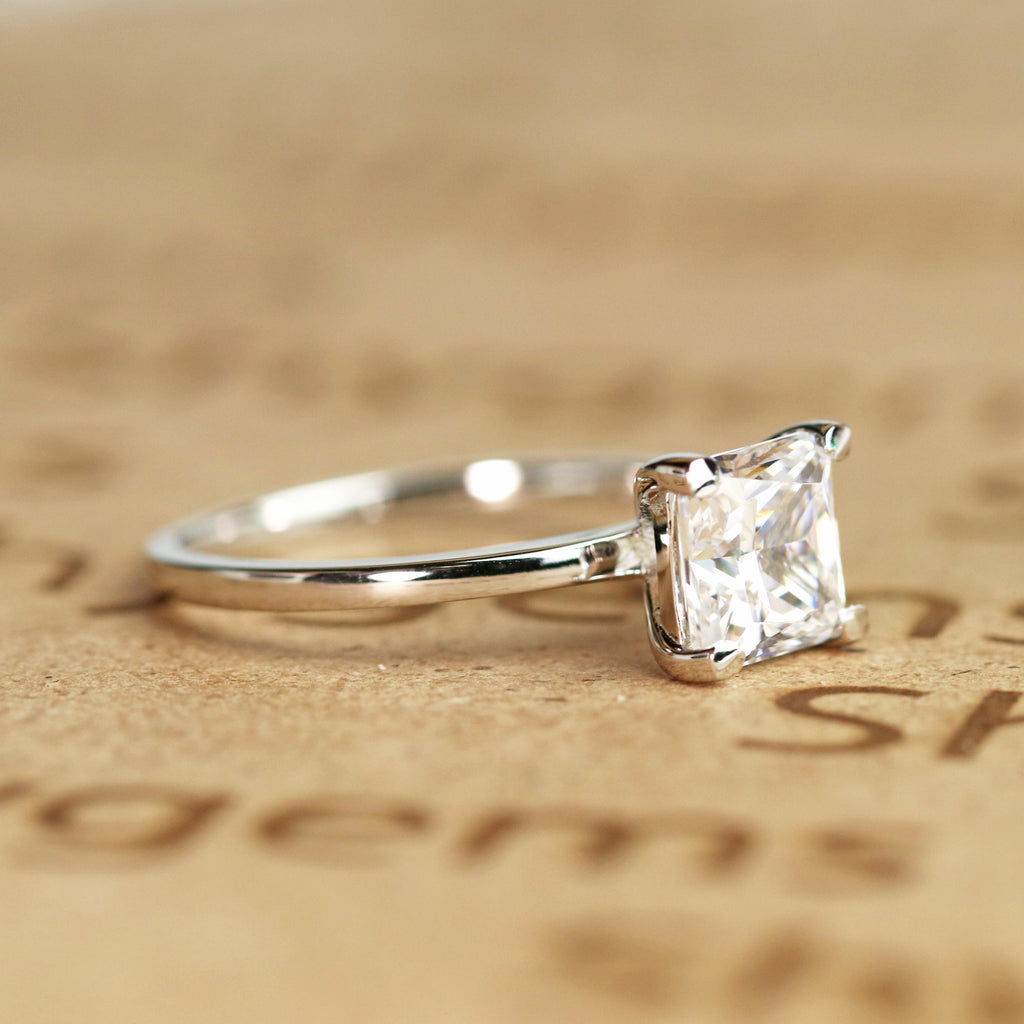 Solitaire 1 Carat Princess Cut Moissanite Engagement Ring