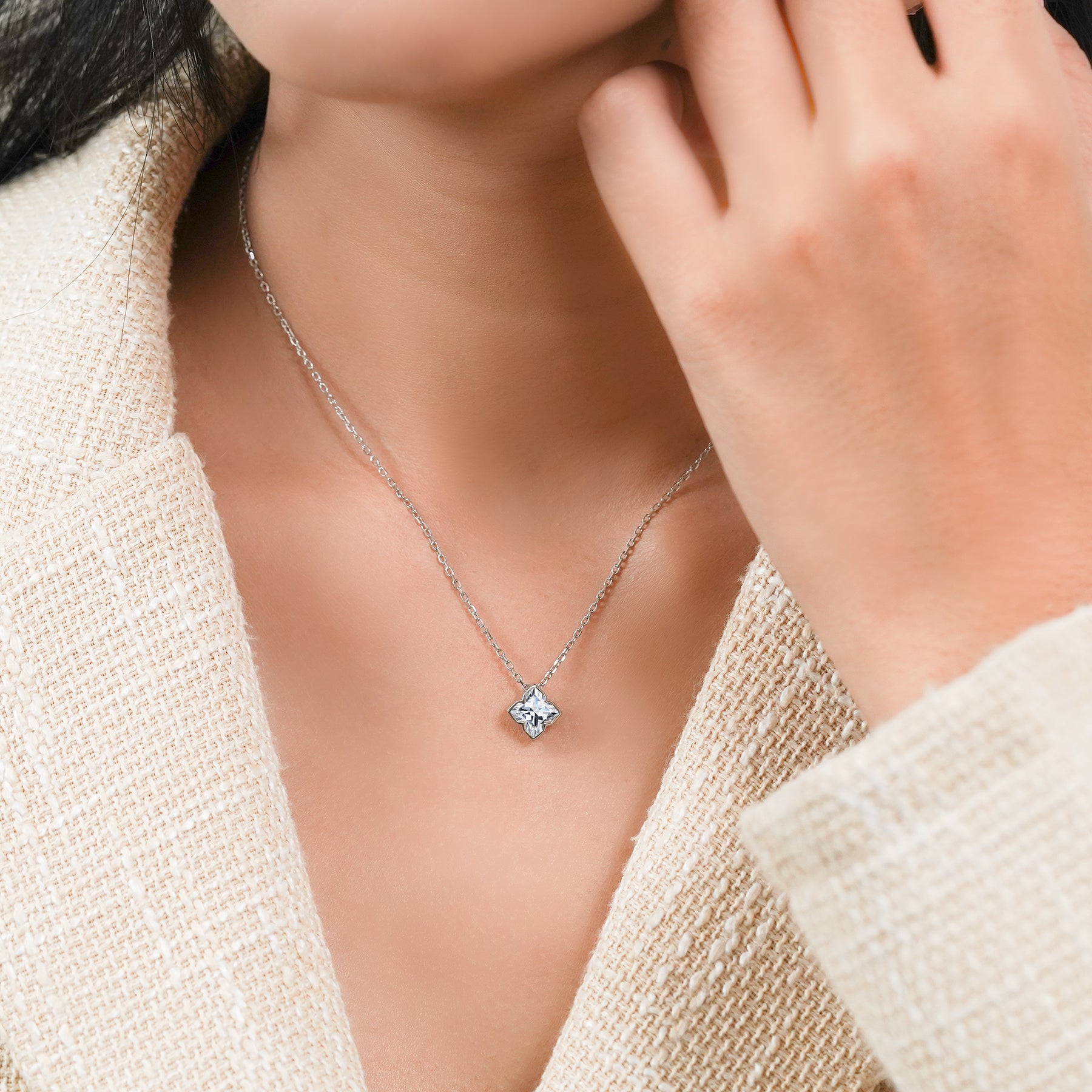 JeenMata 1 Carat Flower Cut Design Moissanite Pendant - 18K White Gold Plating Necklace for Women