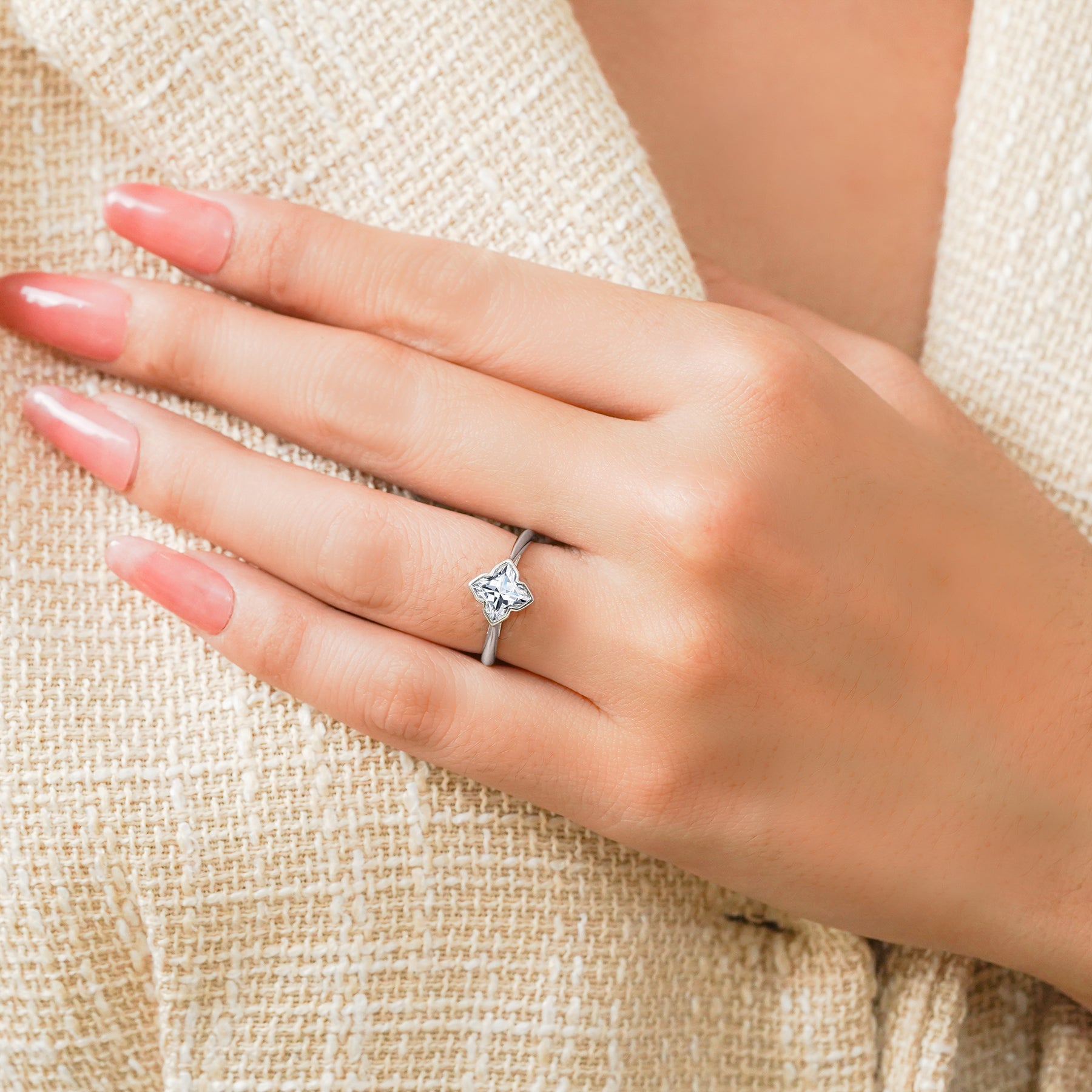 JeenMata 1 Carat Flower Inspired Moissanite Engagement Ring - 18K White Gold Plating Promise Ring for Women