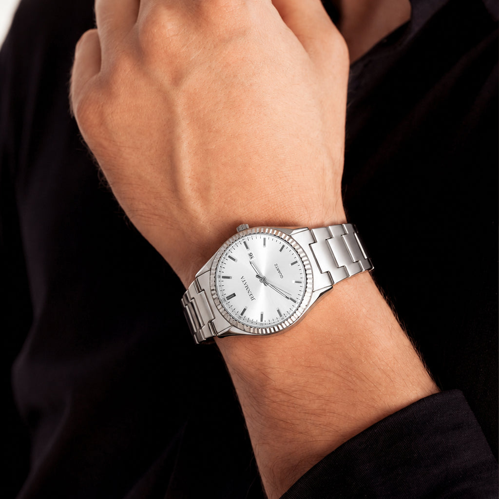 JeenMata Men’s Stainless Steel Integrated Bracelet Watch, Water-Resistant White Dial with Fluted Bezel & Date