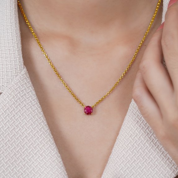 JeenMata 1.75 Carat Ruby - July Birthstone Solitaire Pendant Necklace in 18K Yellow Gold Plated, Female, Adult