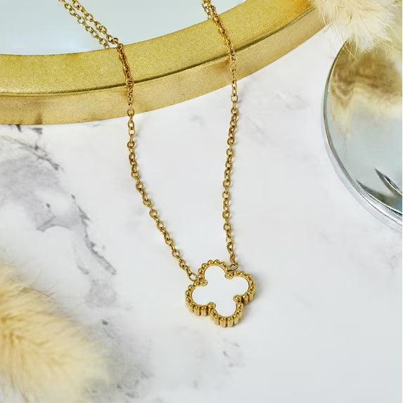 JeenMata Flower Pendant Necklace in Yellow Gold Plated