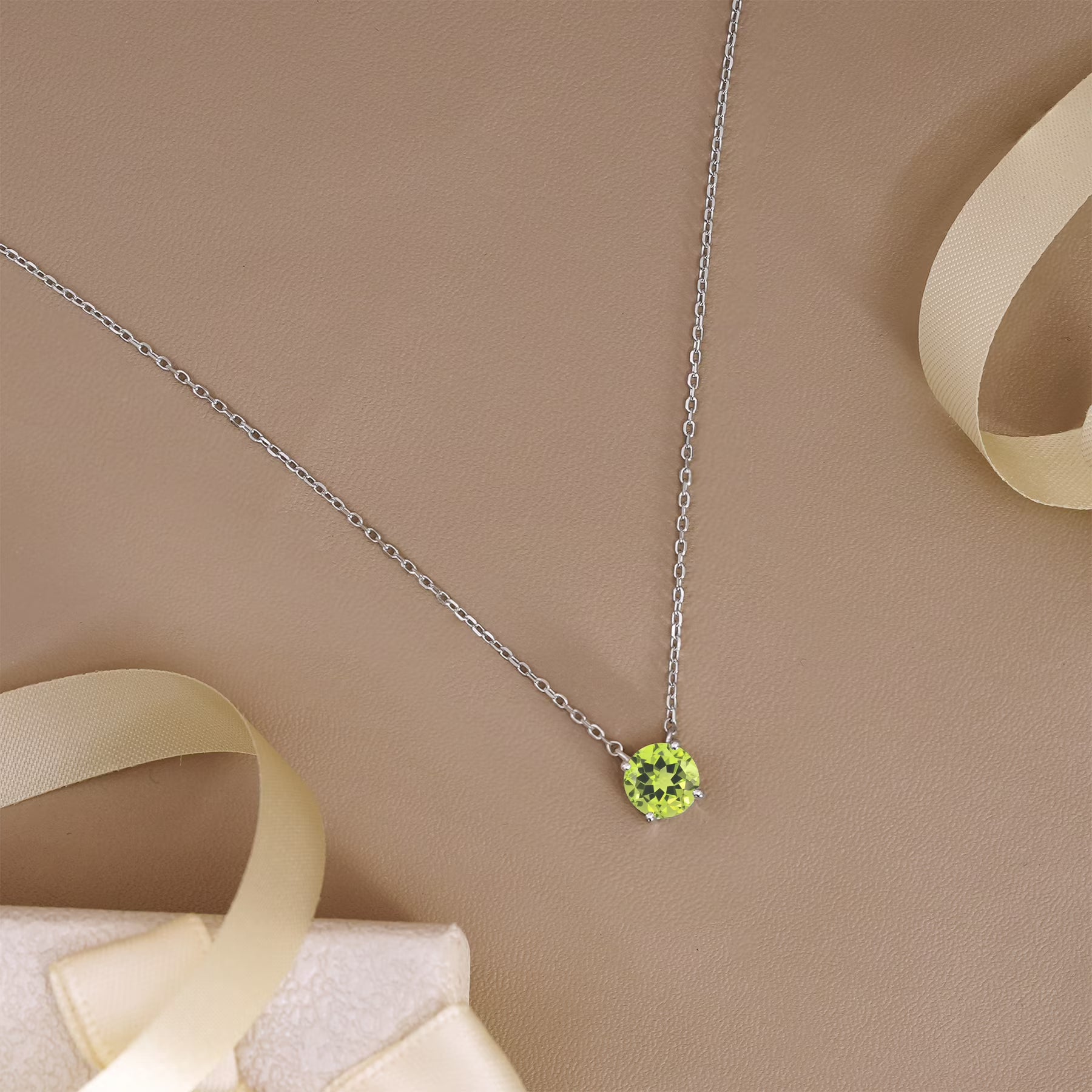 JeenMata 2 Carat August Birthstone Necklace for Women, Peridot Solitaire Pendant in 18K White Gold Plated, Birthday Anniversary Wedding Gift for Girlfriend Wife, Her, Woman, Teen