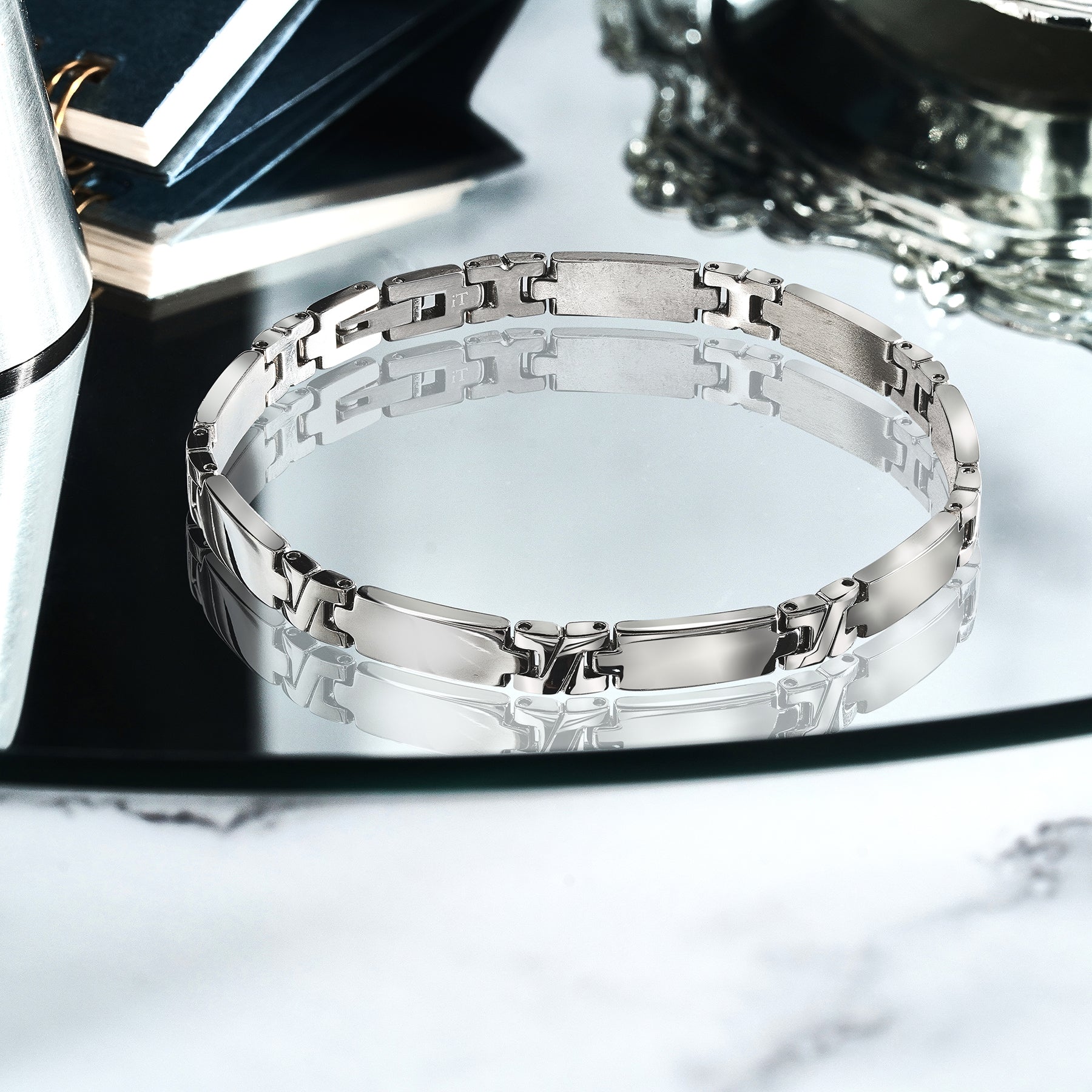 Fashionable Men's Cross Shaped Link Chain Bracelet