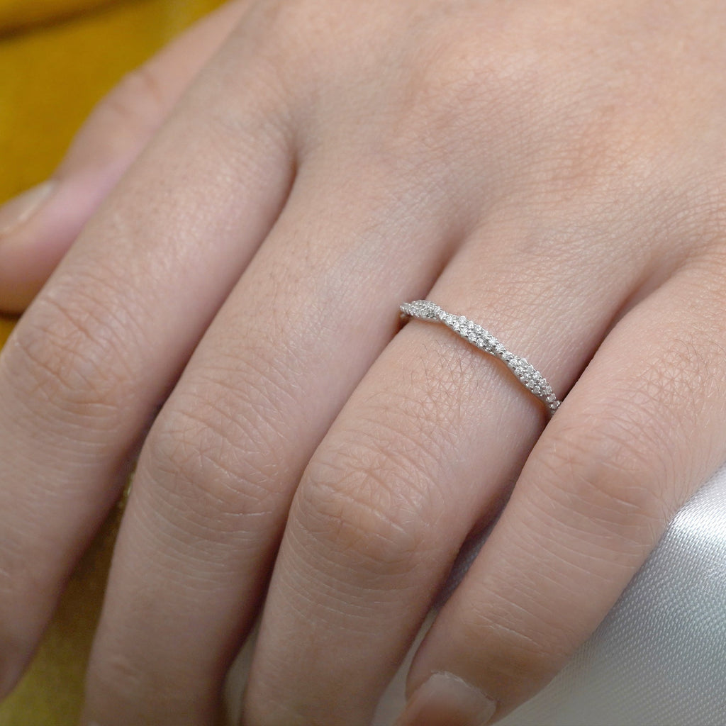 Eternity - 0.5 Carat Round Shape - Infinity Wedding Band