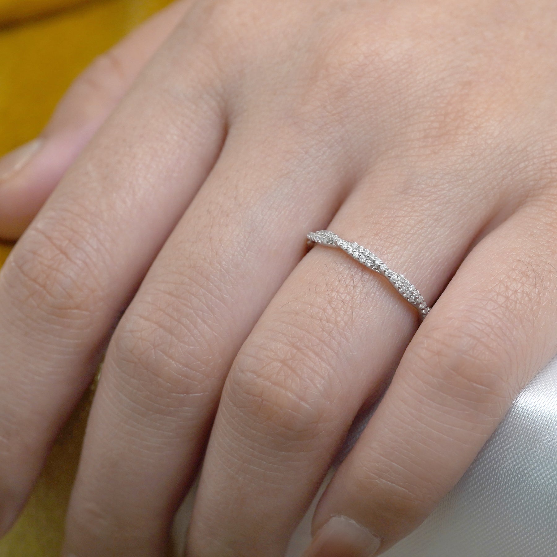 Eternity - 0.5 Carat Round Shape - Infinity Wedding Band