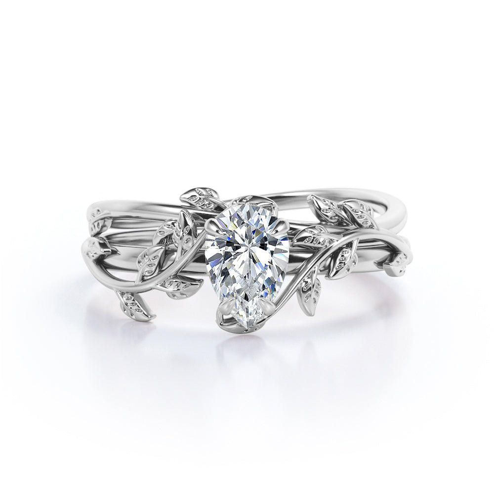 1 Carat Pear Cut Moissanite Nature Inspired Bridal Set