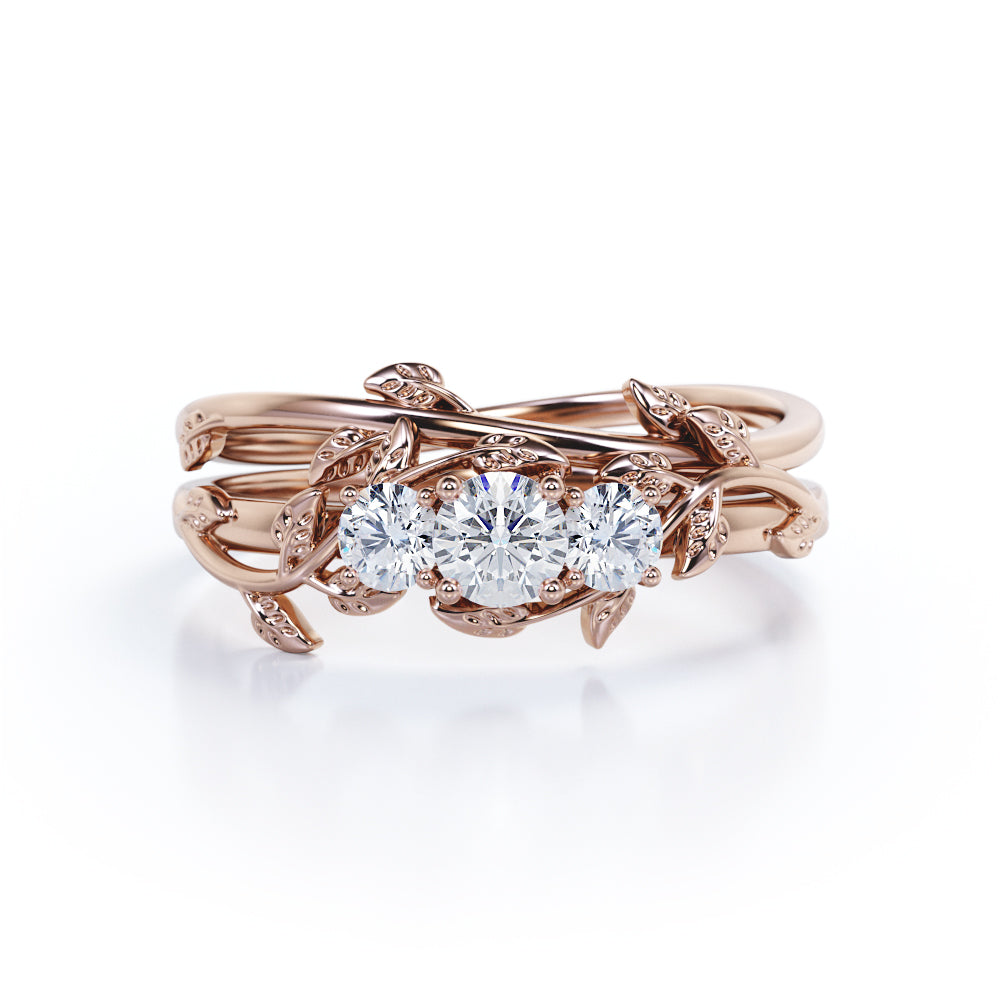 Floral 0.65 Carat Round Cut Moissanite Bridal Set