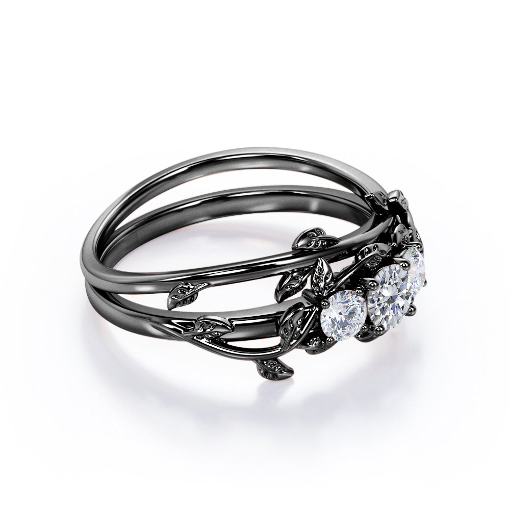 Floral 0.65 Carat Round Cut Moissanite Bridal Set