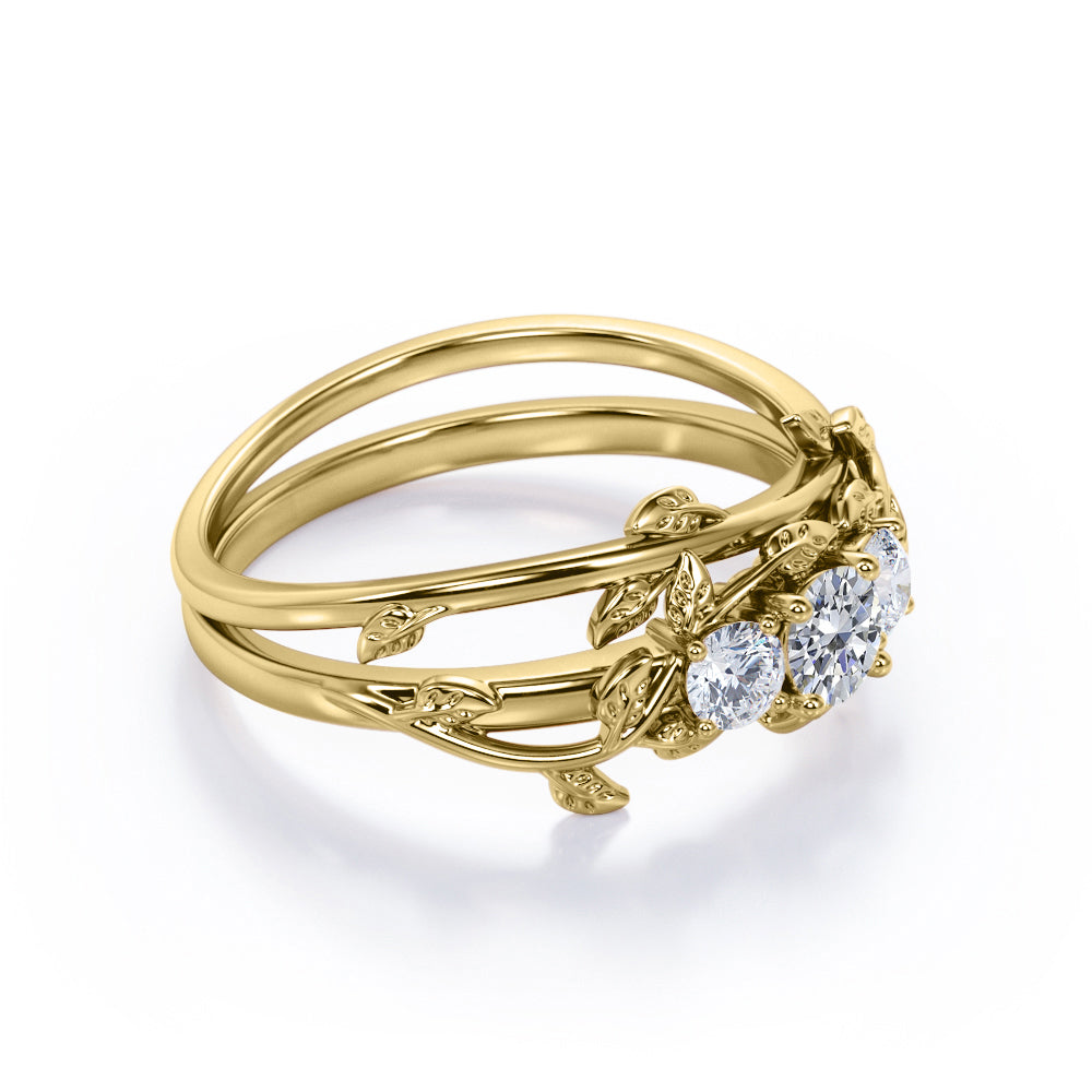 Floral 0.65 Carat Round Cut Moissanite Bridal Set