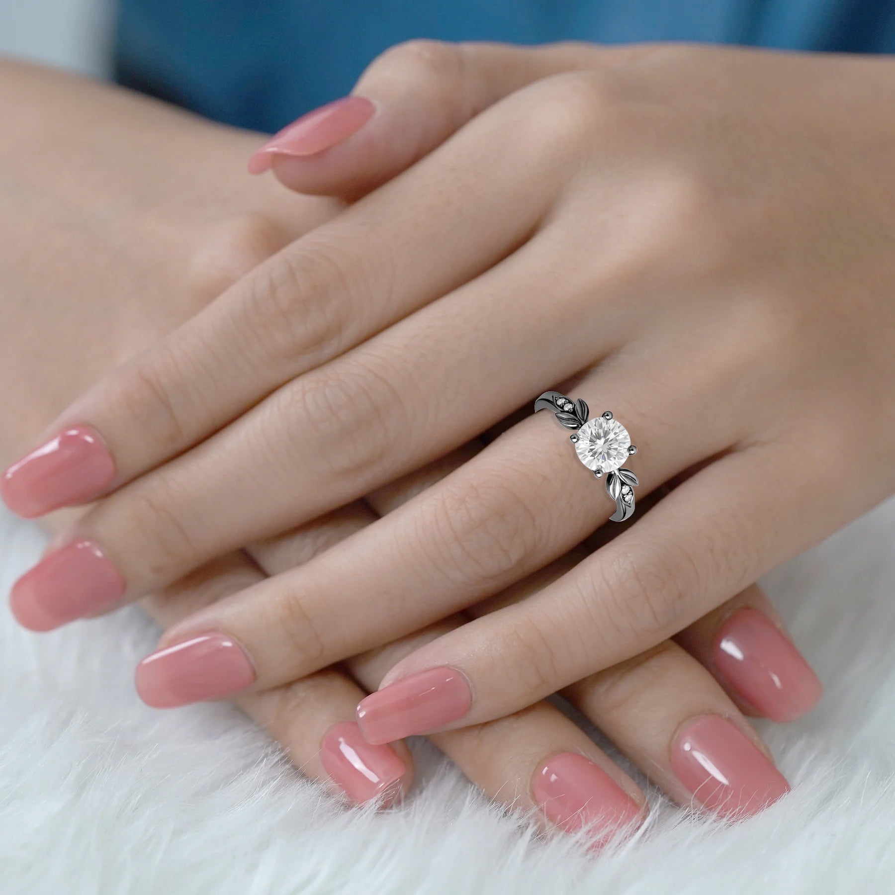 1.05 Ct Round Moissanite Leaf-Inspired Nature Engagement Ring