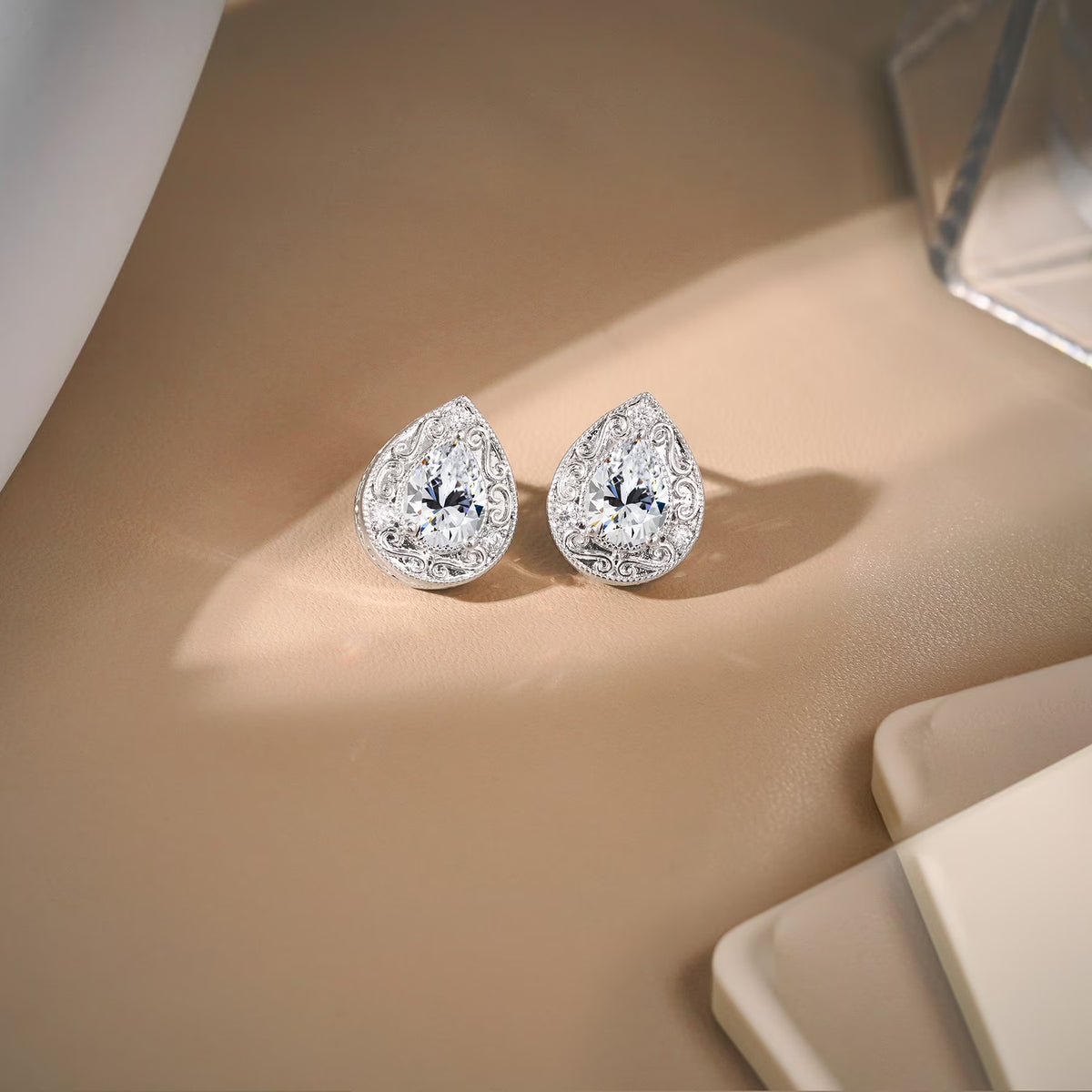 JeenMata 2 Carat Pear Cut Moissanite Stud Earring - Classic Vintage Earring in 18K White Gold Plating for Women Earrings