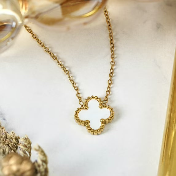 JeenMata Flower Pendant Necklace in Yellow Gold Plated