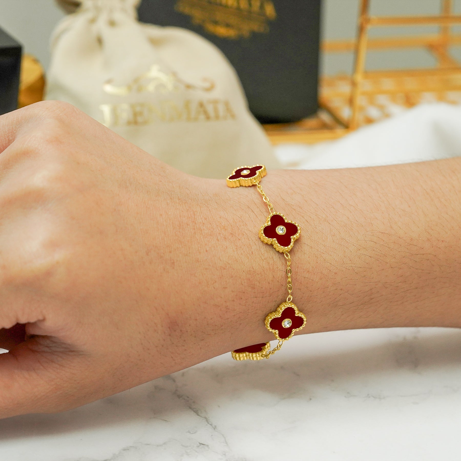 Modern Flower Link Bracelet in Yellow Gold Plated