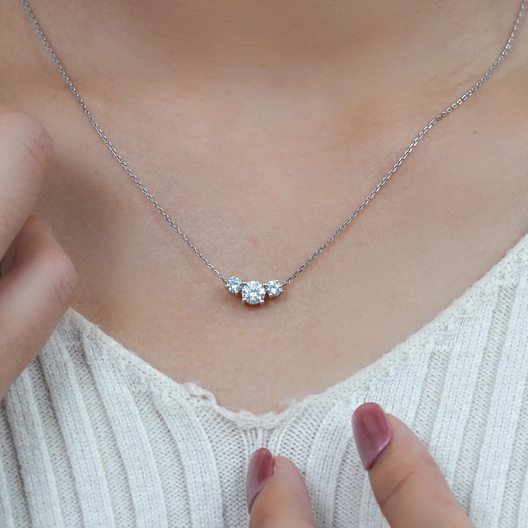 JeenMata 1 Carat Lab Grown Diamond Pendant Necklace - Round Cut Three Stones Pendant in White Gold Plating